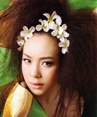 นุช นีรนาท วิคทอเรีย โคทส์