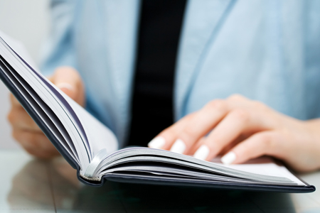 อ่านหนังสือ