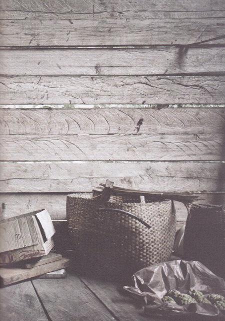 ย่ายิ้ม...หญิงชรา กับชีวิตลำพังกลางป่าเขา