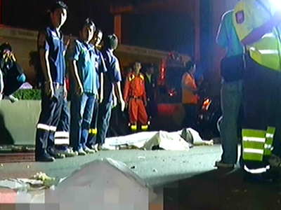 รถตู้ตกโทลเวย์