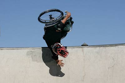 ตีลังกา