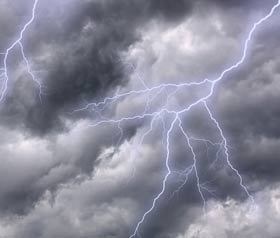 พายุไต้ฝุ่นฟานาปี