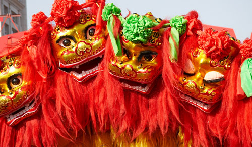 เชิดสิงโต ในวันตรุษจีน