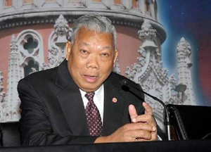 สมัคร สุนทรเวช สมัคร สุนทรเวช