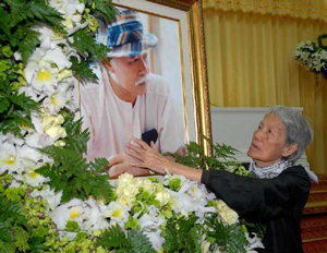 ลุงปุ๊ย-สมชาย สามิภักดิ์ ลุงปุ๊ย-สมชาย สามิภักดิ์