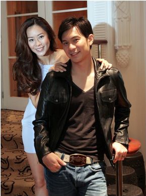 ฌอนเชง (Shaun Chen) และ มิเชล เฉีย (Michelle Chia) ฌอนเชง (Shaun Chen) และ มิเชล เฉีย (Michelle Chia)