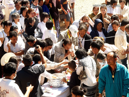 หลวงตามหาบัว