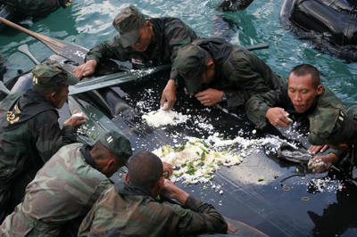 นักรบรีคอน ... ยอดคนแกร่ง นักรบเลือดเหล็ก นักรบรีคอน ... ยอดคนแกร่ง นักรบเลือดเหล็ก