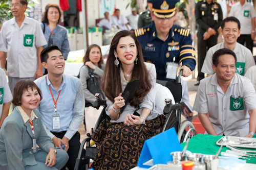 ตามเสด็จ เจ้าฟ้าหญิงจุฬาภรณ์ฯ ทรงงาน พอ.สว.ใน วู้ดดี้เกิดมาคุย