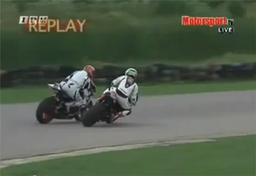 แสตมป์ ใช้เท้าถีบ ติ๊งโน้ต