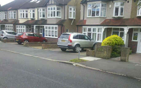 ป้ายห้ามเหยียบหญ้า