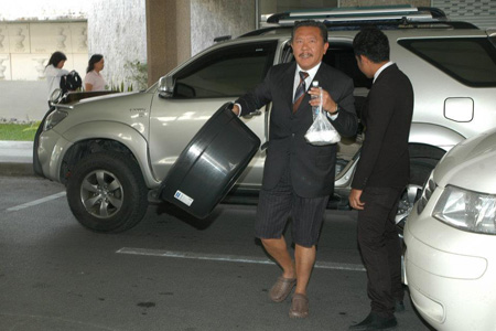 ชูวิทย์ กมลวิศิษฎ์