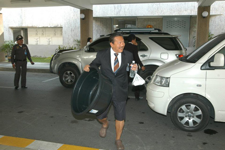 ชูวิทย์ กมลวิศิษฎ์