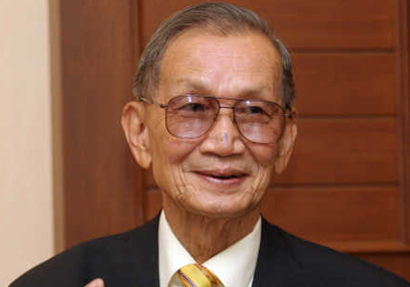 น.ต.ประสงค์ สุ่นศิริ