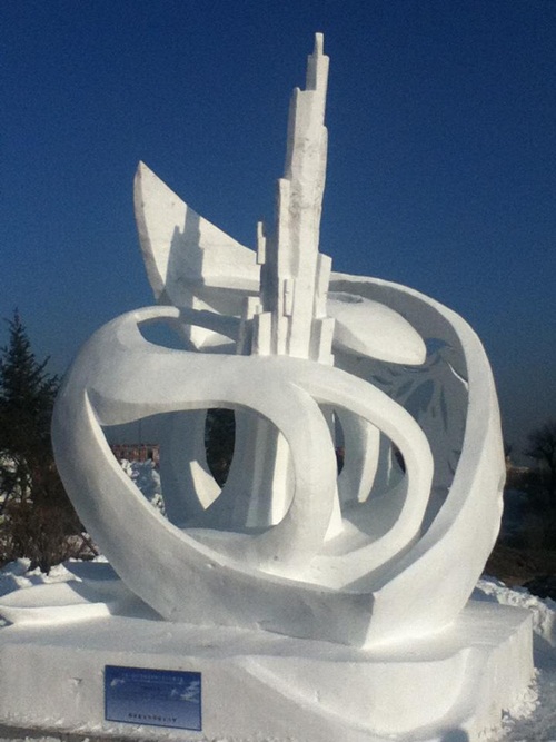 เจ๋งสุด ๆ ไทยคว้าแชมป์แกะสลักหิมะนานาชาติ