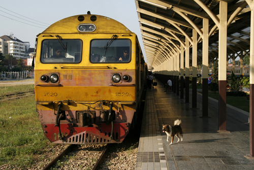 ครม. เห็นชอบรถไฟรางคู่ กรุงเทพฯ-หนองคาย
