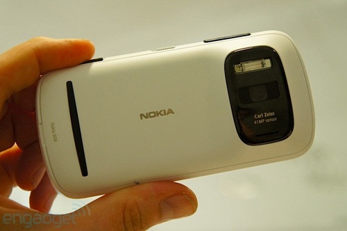 Nokia 808 PureView