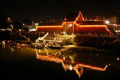 ลอยกระทง ลอยกระทง