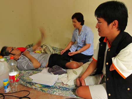 หน่อคำ สมสวัสดิ์ ผู้ทอแสงแห่งความหวังให้ผู้พิการ