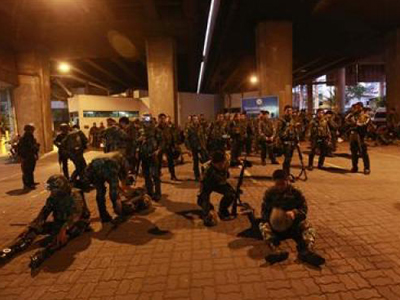 เสื้อแดง เสื้อแดง