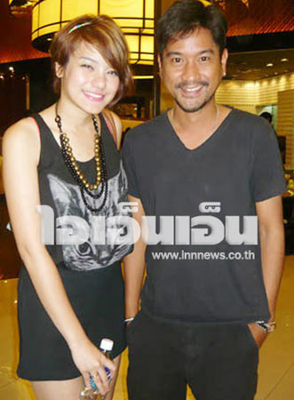 ฝ้าย อริญรดา - หนุ่ม อรรถพร