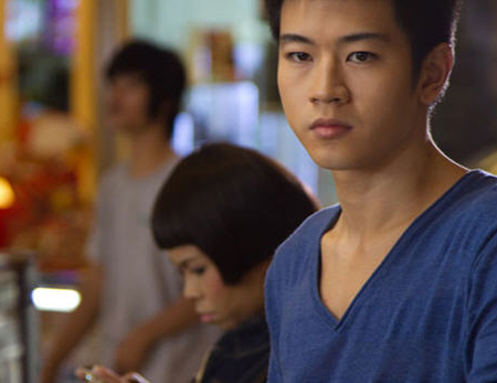 โทนี่ รากแก่น