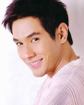 อ๋อม อรรคพันธ์ นะมาตร์