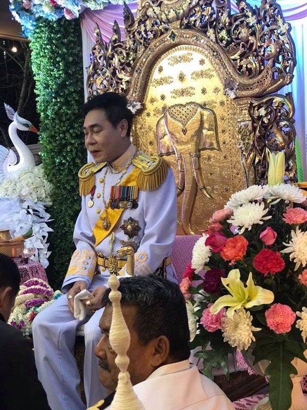 ร่างทรง เสด็จเตี่ย ร่างทรง เสด็จเตี่ย