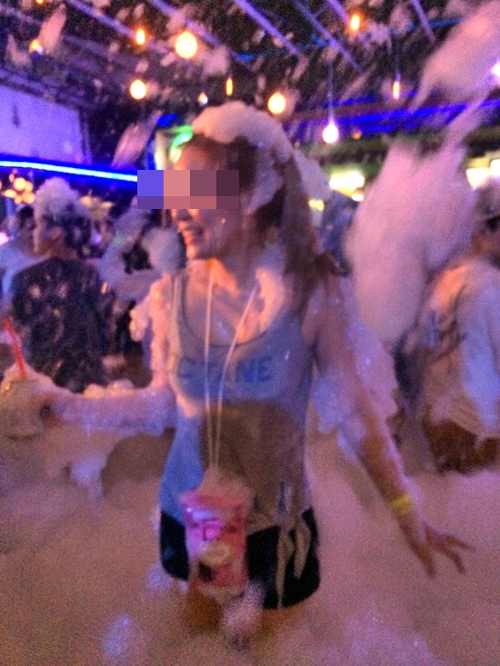 โฟมปาร์ตี้ โฟมปาร์ตี้