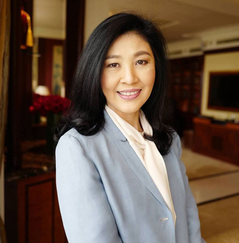 ยิ่งลักษณ์ ชินวัตร ยิ่งลักษณ์ ชินวัตร