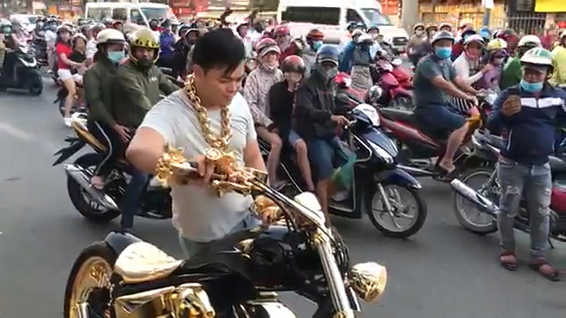 บิ๊กไบค์ทองคำ บิ๊กไบค์ทองคำ