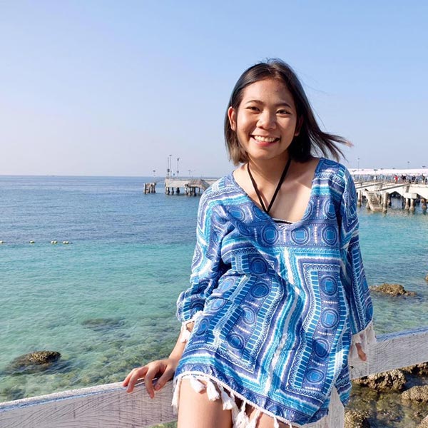 สาวธรรมศาสตร์ถูกรุ่นพี่ล่วงละเมิดทางเพศ สาวธรรมศาสตร์ถูกรุ่นพี่ล่วงละเมิดทางเพศ