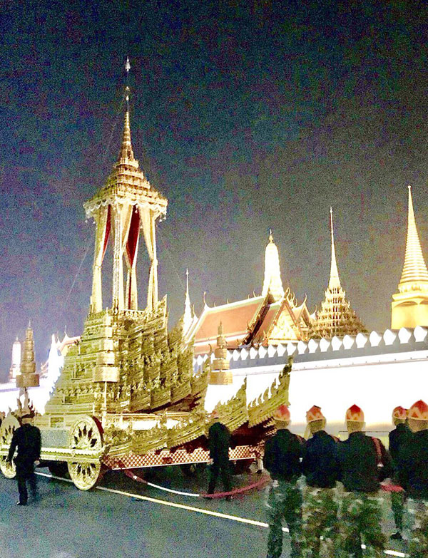 พิธีซ้อมย่อยริ้วขบวนพระบรมราชอิสริยยศ 15 ต.ค. 60 พิธีซ้อมย่อยริ้วขบวนพระบรมราชอิสริยยศ 15 ต.ค. 60