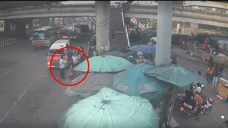 คนขับรถตู้ตบหน้าผู้โดยสาร คนขับรถตู้ตบหน้าผู้โดยสาร