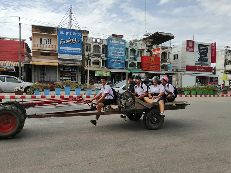 รถอีแต๋น รถอีแต๋น