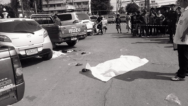 สามียิงเมียและลูกชาย 5 ขวบดับหน้าอำเภอ สามียิงเมียและลูกชาย 5 ขวบดับหน้าอำเภอ