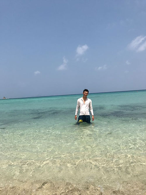 ธนาธร จึงรุ่งเรืองกิจ ธนาธร จึงรุ่งเรืองกิจ