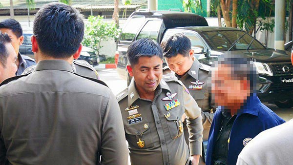 อุ้มเสี่ยสายการบิน อุ้มเสี่ยสายการบิน