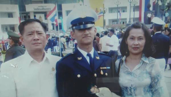 นักเรียนเตรียมทหารถูกซ่อมให้กินน้ำ 40 ลิตรจนตาย นักเรียนเตรียมทหารถูกซ่อมให้กินน้ำ 40 ลิตรจนตาย