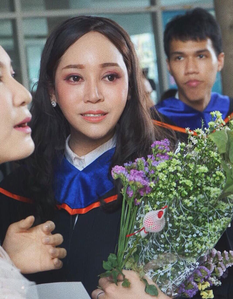 ฟูลเทิร์นรับปริญญา ฟูลเทิร์นรับปริญญา