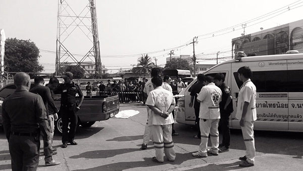 สามียิงเมียและลูกชาย 5 ขวบดับหน้าอำเภอ สามียิงเมียและลูกชาย 5 ขวบดับหน้าอำเภอ