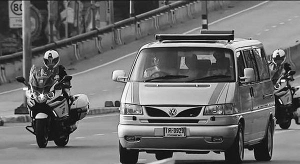 รถยนต์พระที่นั่ง รถยนต์พระที่นั่ง