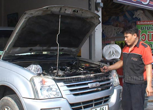 งานเข้าแล้ว รถเติมน้ำมันเถื่อน-ราคาถูก เครื่องเจ๊งเข้าอู่เพียบ งานเข้าแล้ว รถเติมน้ำมันเถื่อน-ราคาถูก เครื่องเจ๊งเข้าอู่เพียบ