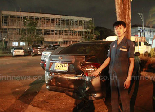 จับสึก หลวงพี่เมาเหล้า ขับรถชนดะ 2 แยกไฟแดง พังยับไป 8 คัน จับสึก หลวงพี่เมาเหล้า ขับรถชนดะ 2 แยกไฟแดง พังยับไป 8 คัน