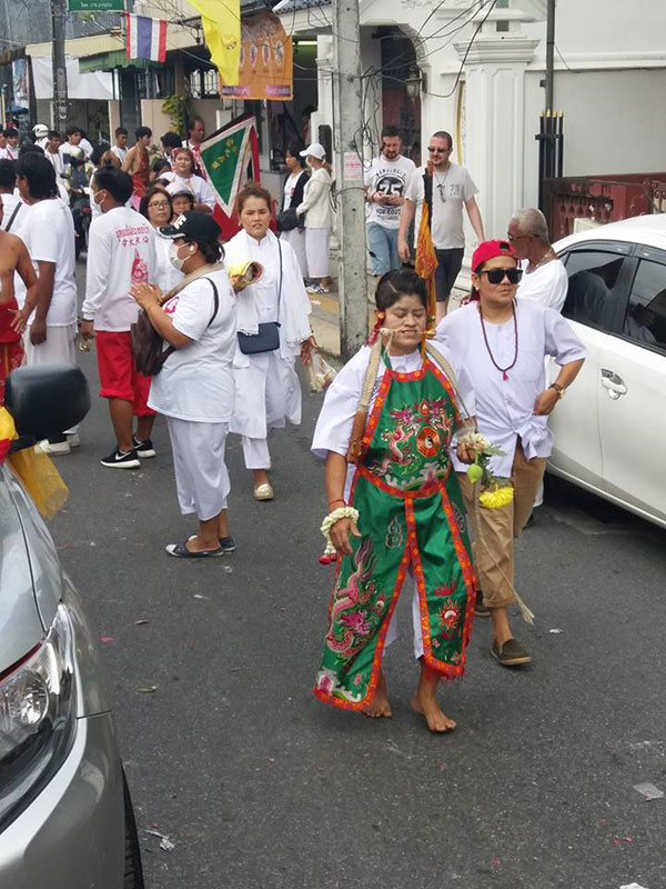 ม้าทรง ม้าทรง