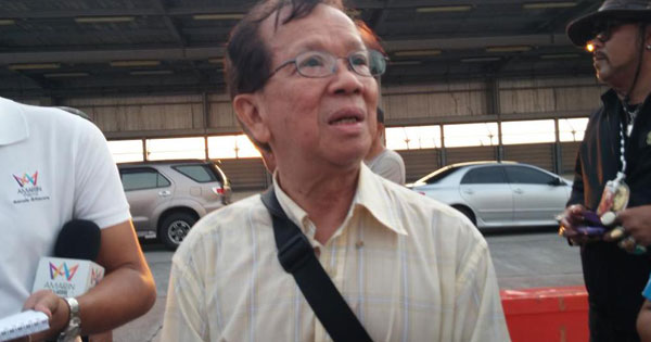 ศพหมออีฟถึงไทยแล้ว พ่อเผยภูมิใจในตัวลูก ขอบคุณคนไทยร่วมไว้อาลัย ศพหมออีฟถึงไทยแล้ว พ่อเผยภูมิใจในตัวลูก ขอบคุณคนไทยร่วมไว้อาลัย