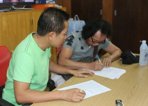 โมเดลลิ่งปลอมหลอกข่มขืนเด็กในรถ