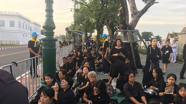 พิธีซ้อมย่อยริ้วขบวนพระบรมราชอิสริยยศ 15 ต.ค. 60 พิธีซ้อมย่อยริ้วขบวนพระบรมราชอิสริยยศ 15 ต.ค. 60