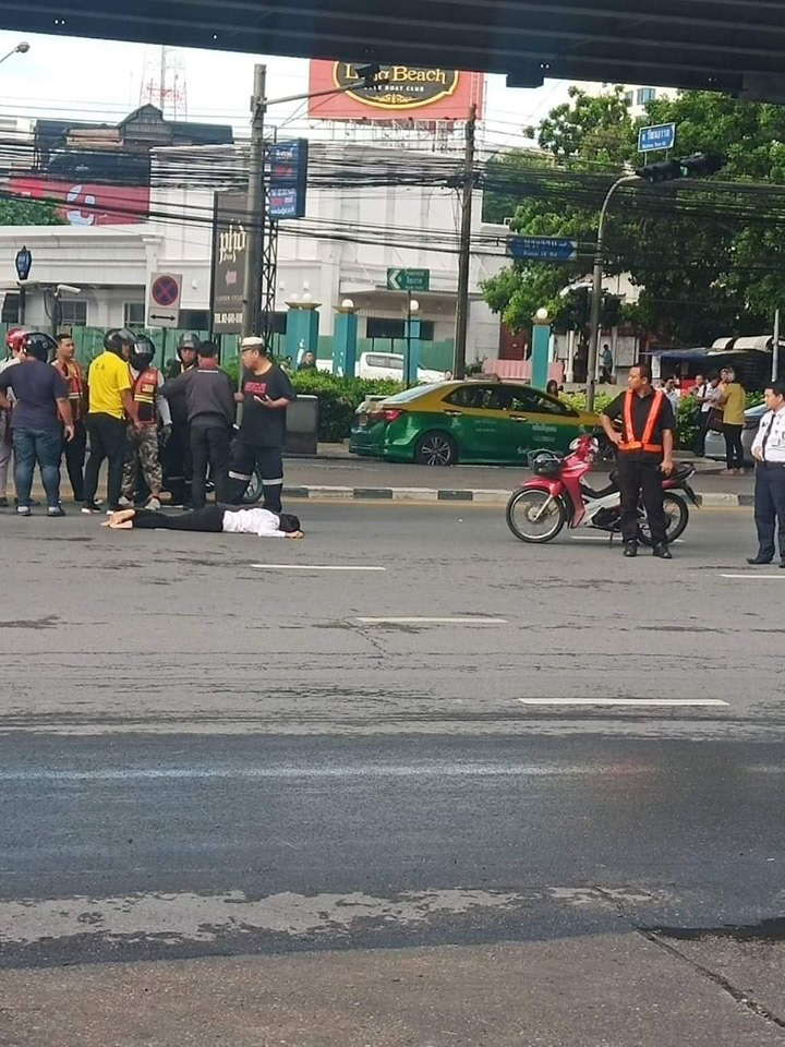 บิ๊กไบค์ชนน้องลิ้นจี่ บิ๊กไบค์ชนน้องลิ้นจี่