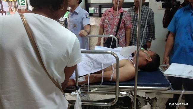 ศึกแย่งสาวกลางตลาด ศึกแย่งสาวกลางตลาด